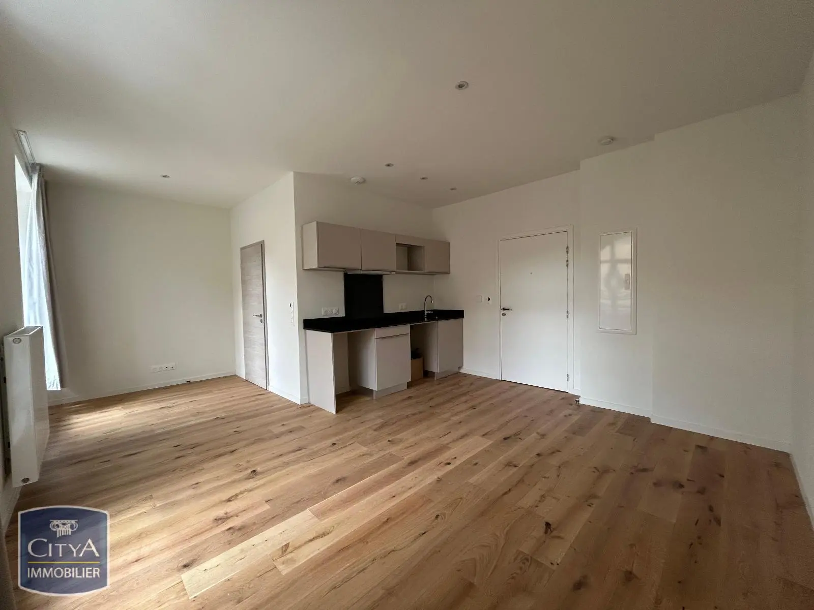 Photo 3 Appartement 1 pièce 28.6m²