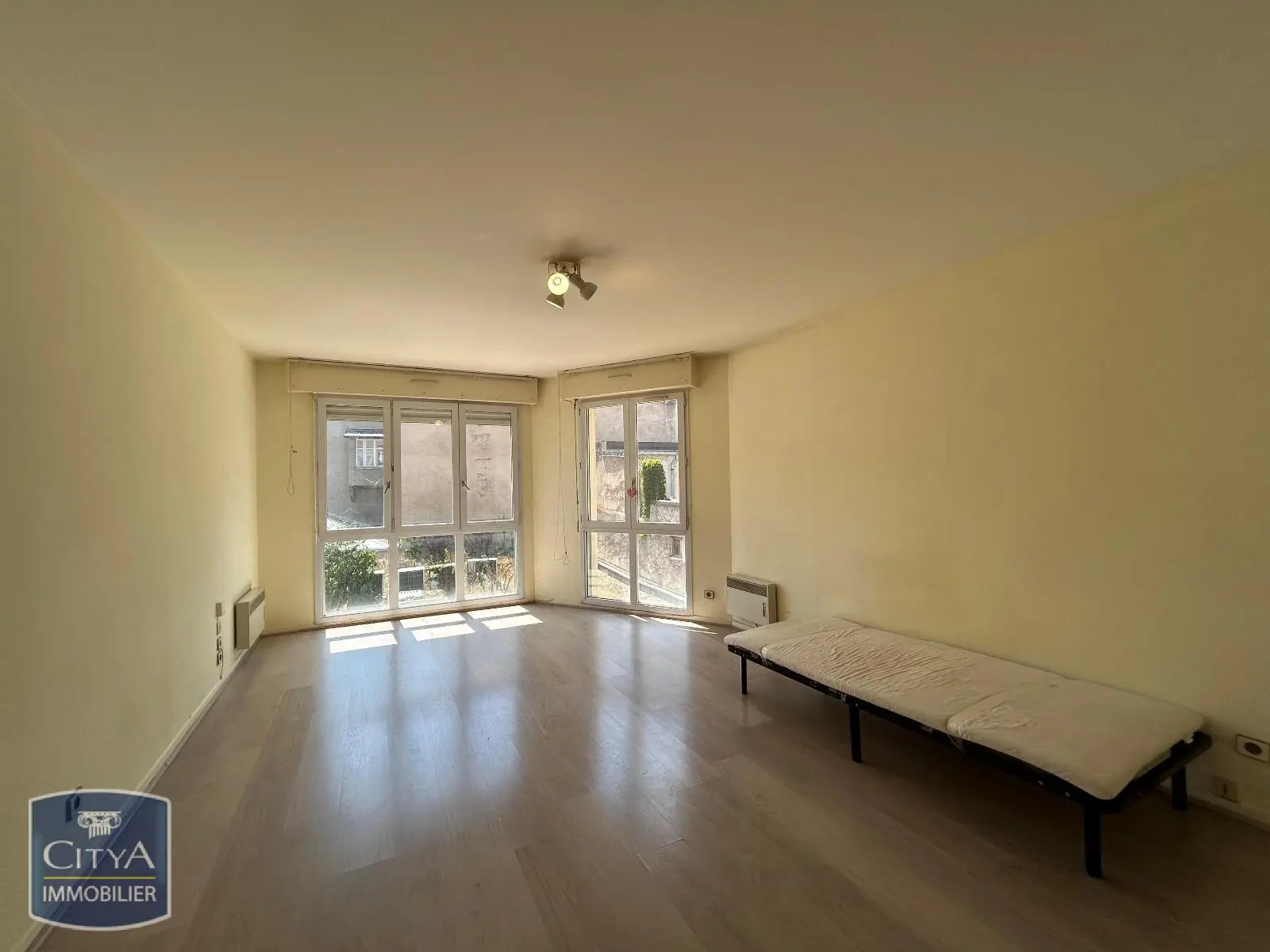 Photo 1 Appartement 1 pièce 31.93m²