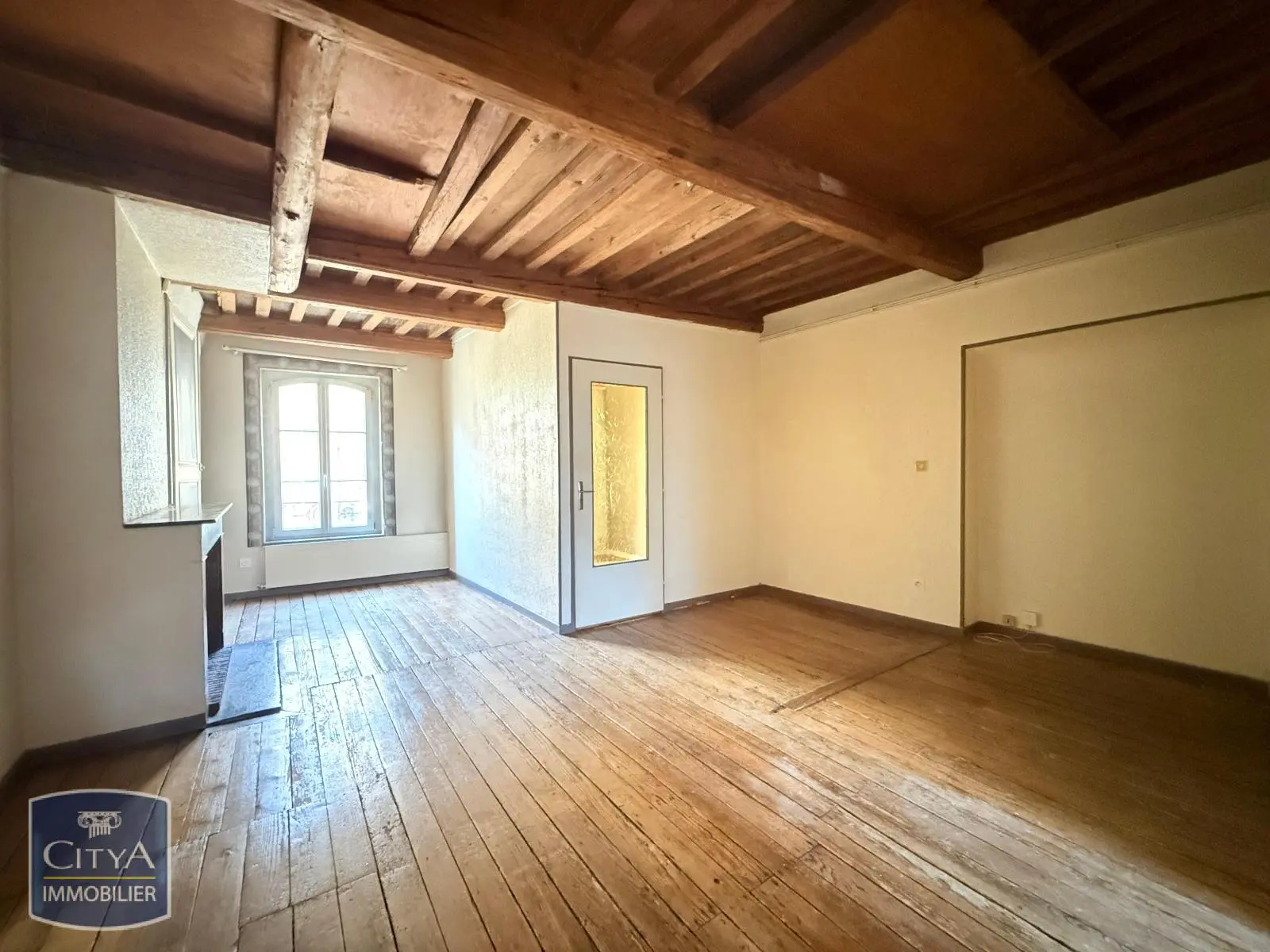 Photo 1 Appartement 1 pièce 30.24m²