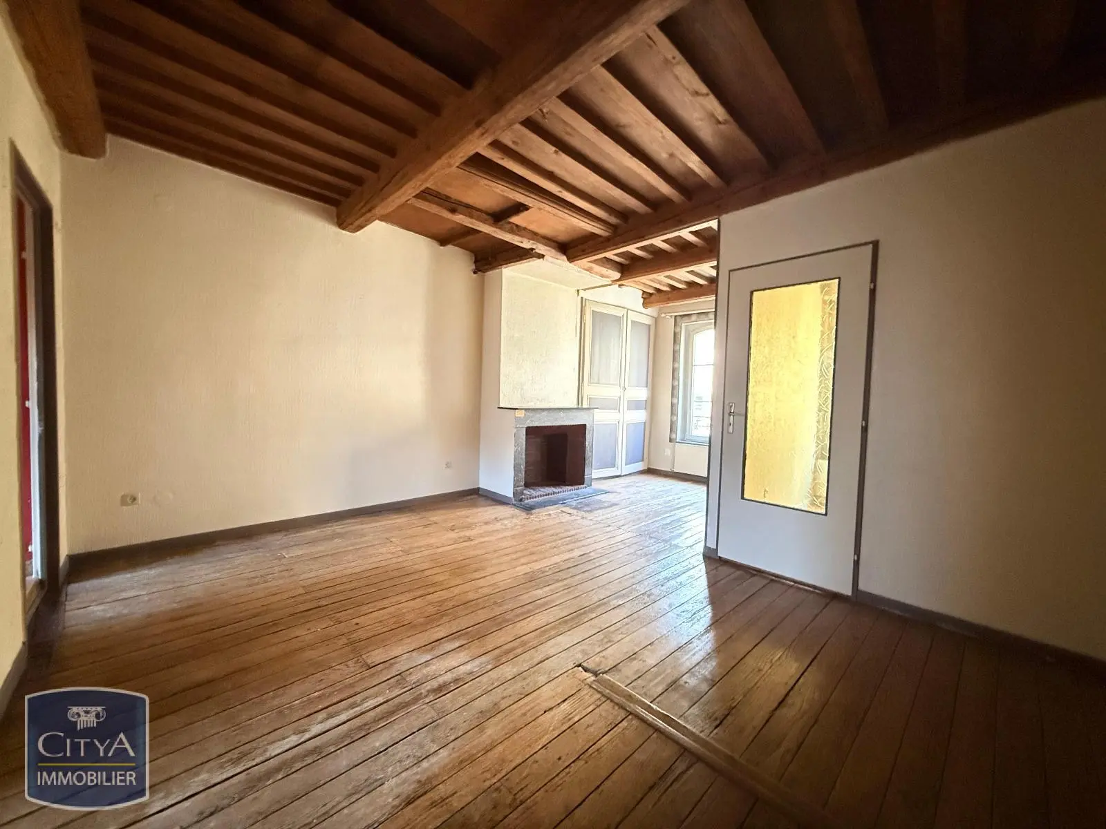 Photo 2 Appartement 1 pièce 30.24m²