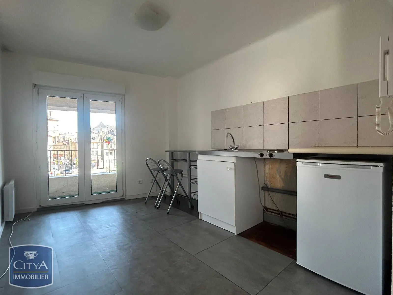 Photo 2 Appartement 1 pièce 16.33m²