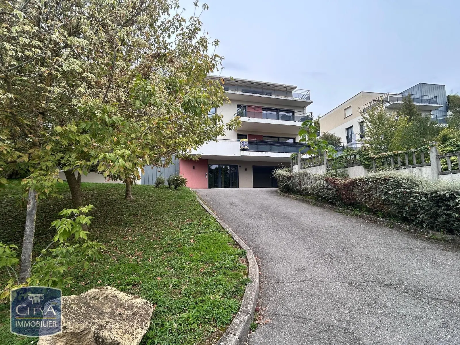 Photo 1 Appartement 5 pièces 116.5m²