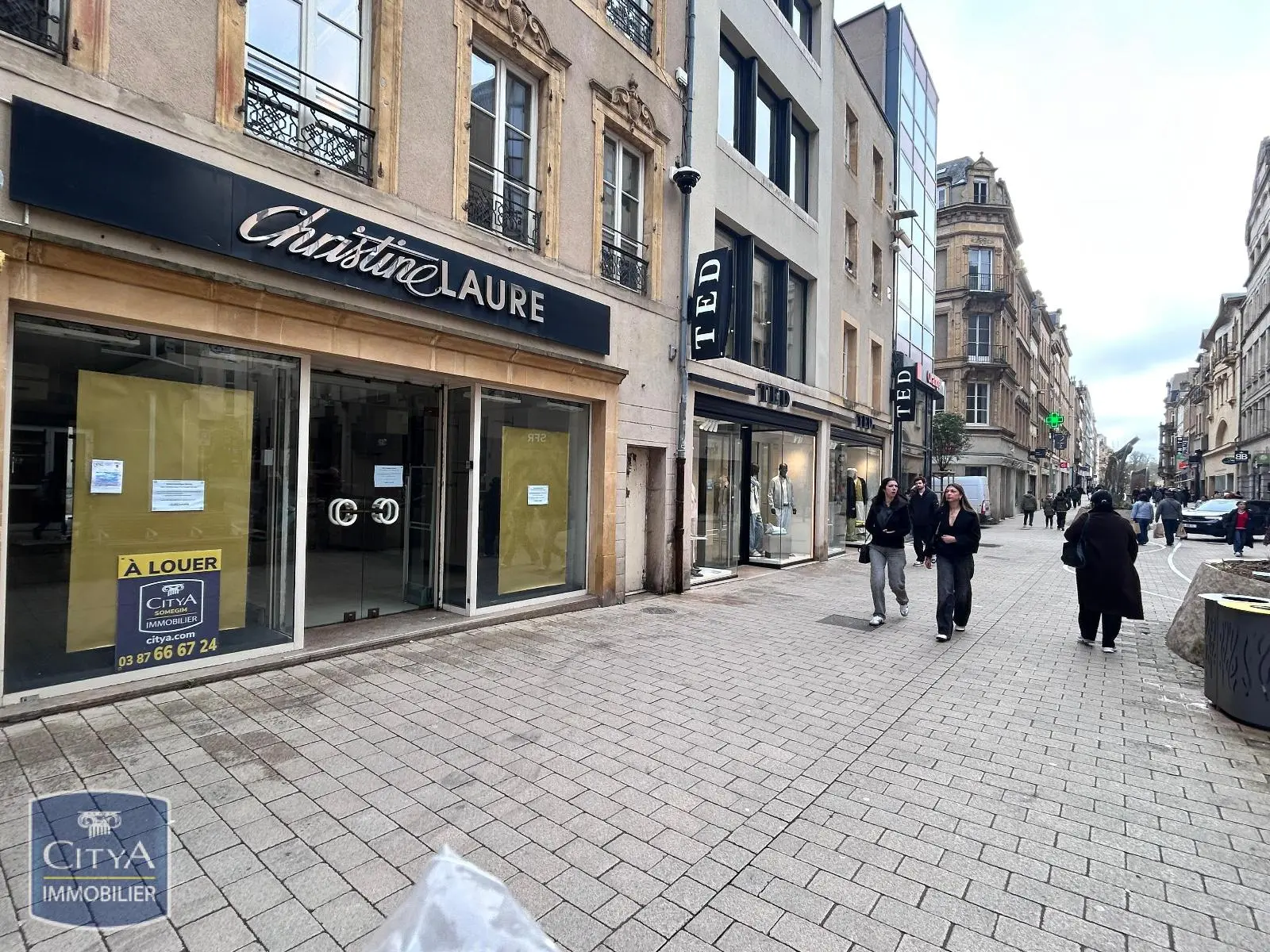 Photo 4 Local Commercial