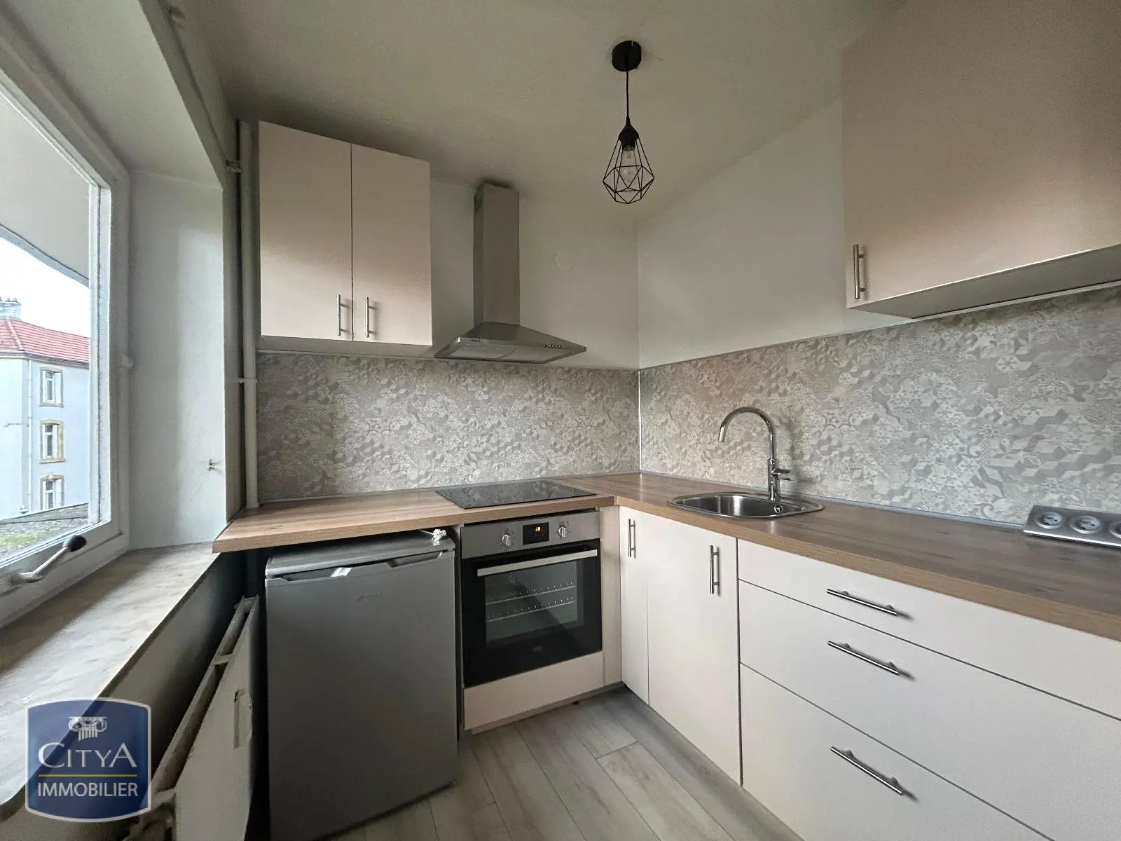 Photo 1 Appartement 1 pièce 27.62m²