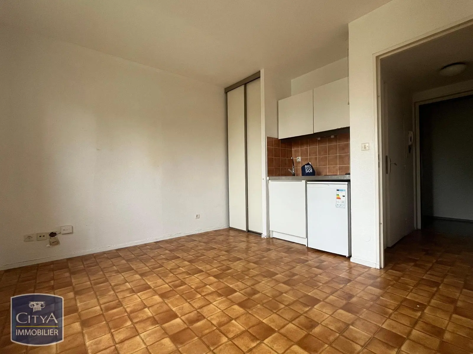 Photo 1 Appartement 1 pièce 19.01m²