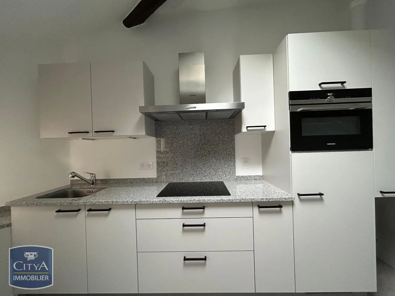 Photo 2 Appartement 1 pièce 26.27m²