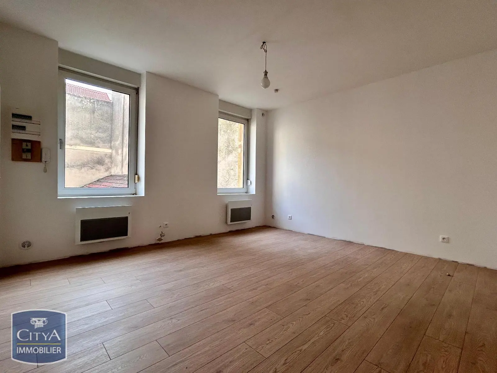 Photo 2 Appartement 1 pièce 24.58m²