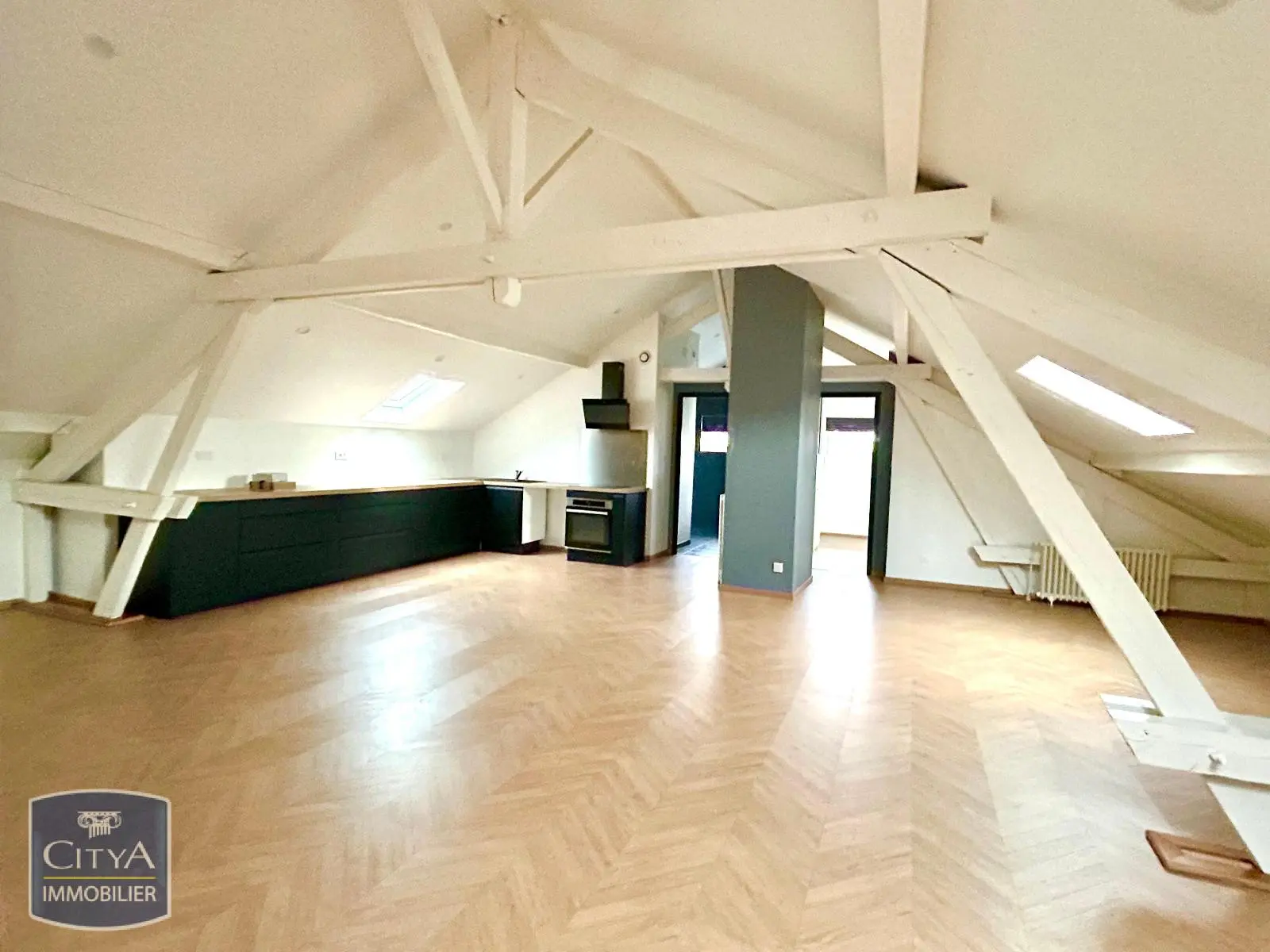 Photo 1 Appartement 2 pièces 67.4m²