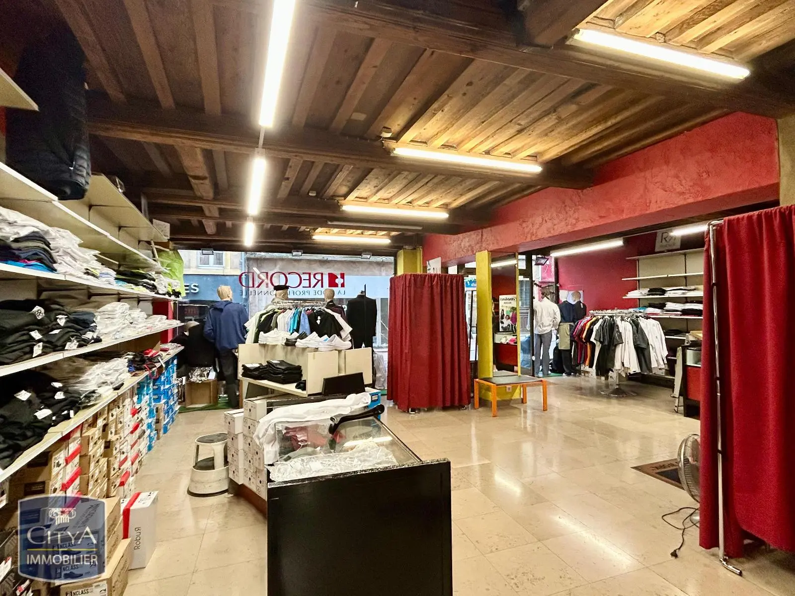 Photo 5 Local Commercial 128.28m²