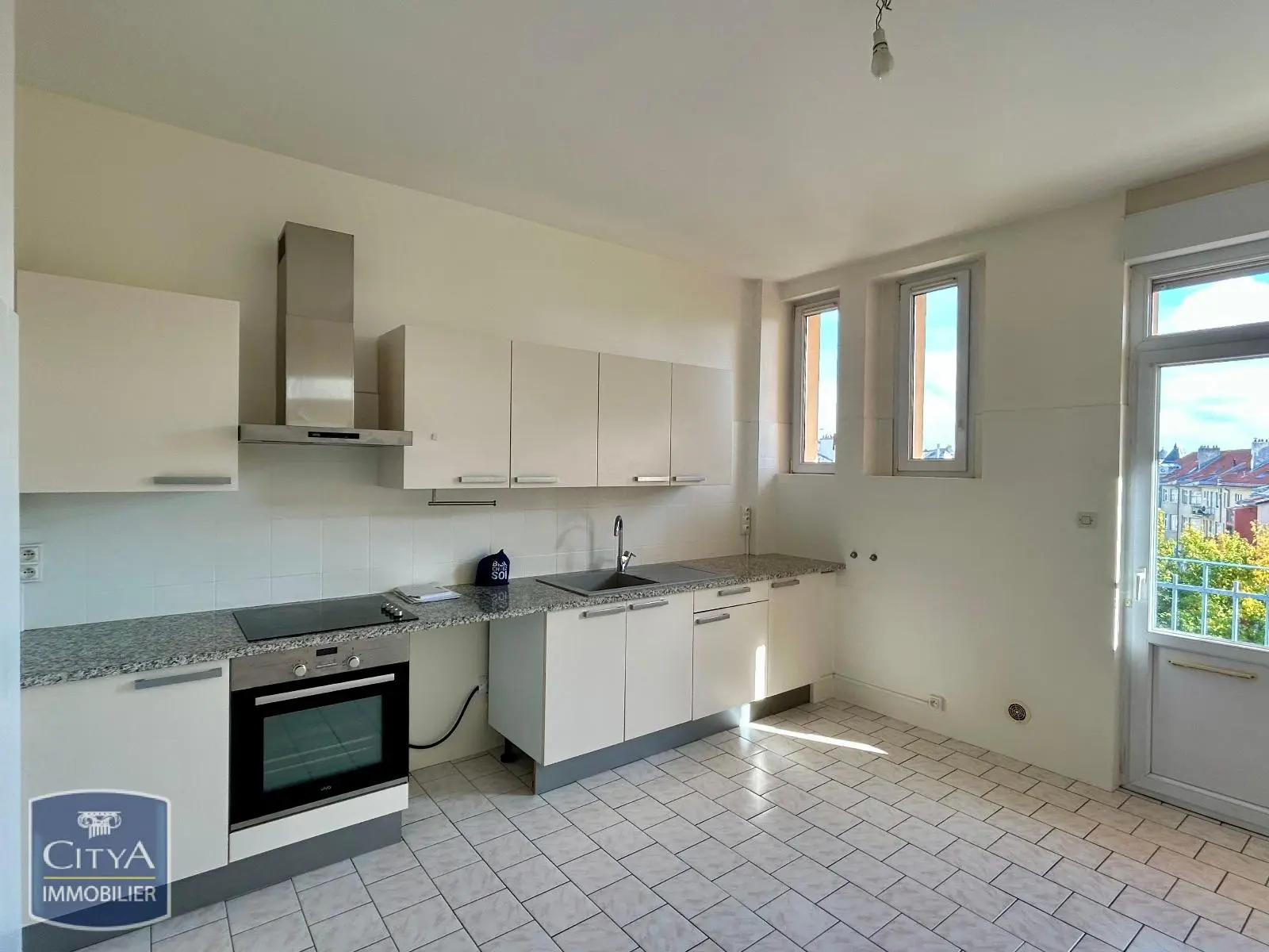 Photo 1 Appartement 5 pièces 129.02m²