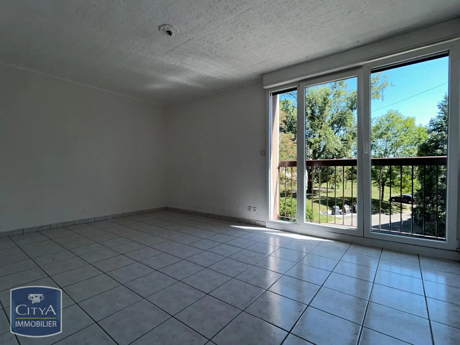 Photo 1 Appartement 4 pièces 78.77m²