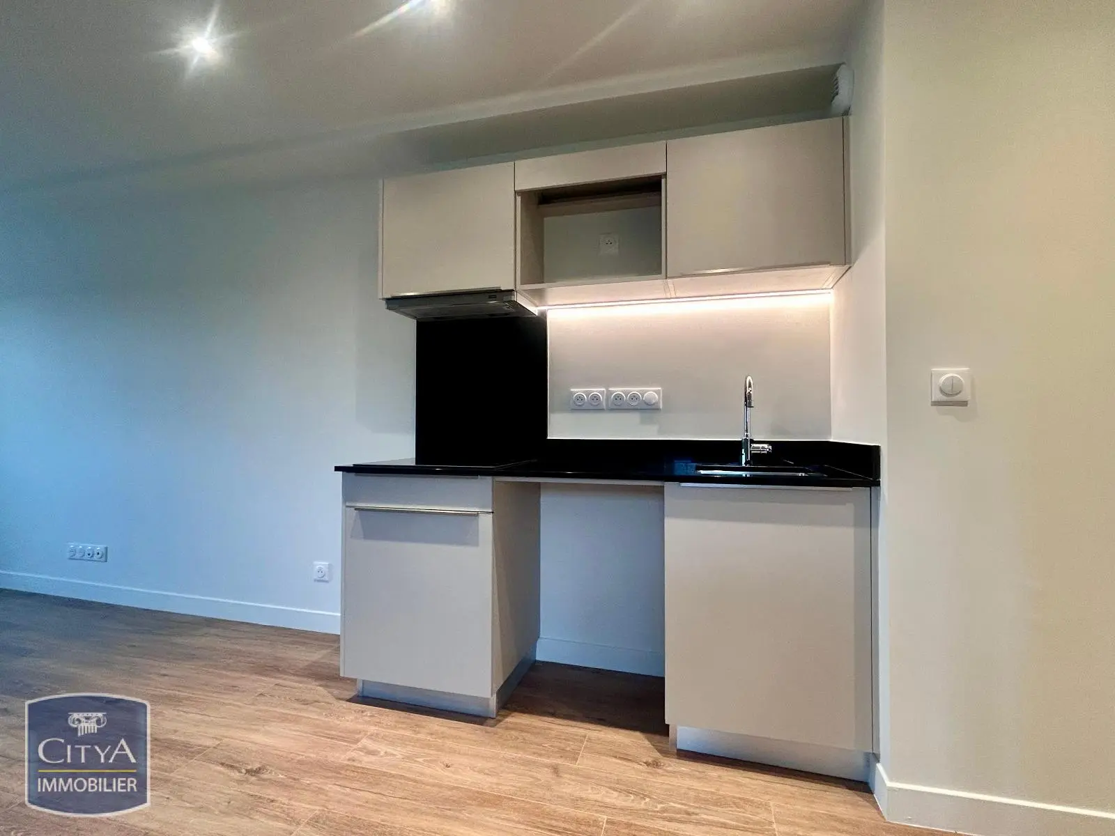 Photo 6 Appartement 1 pièce 45.49m²