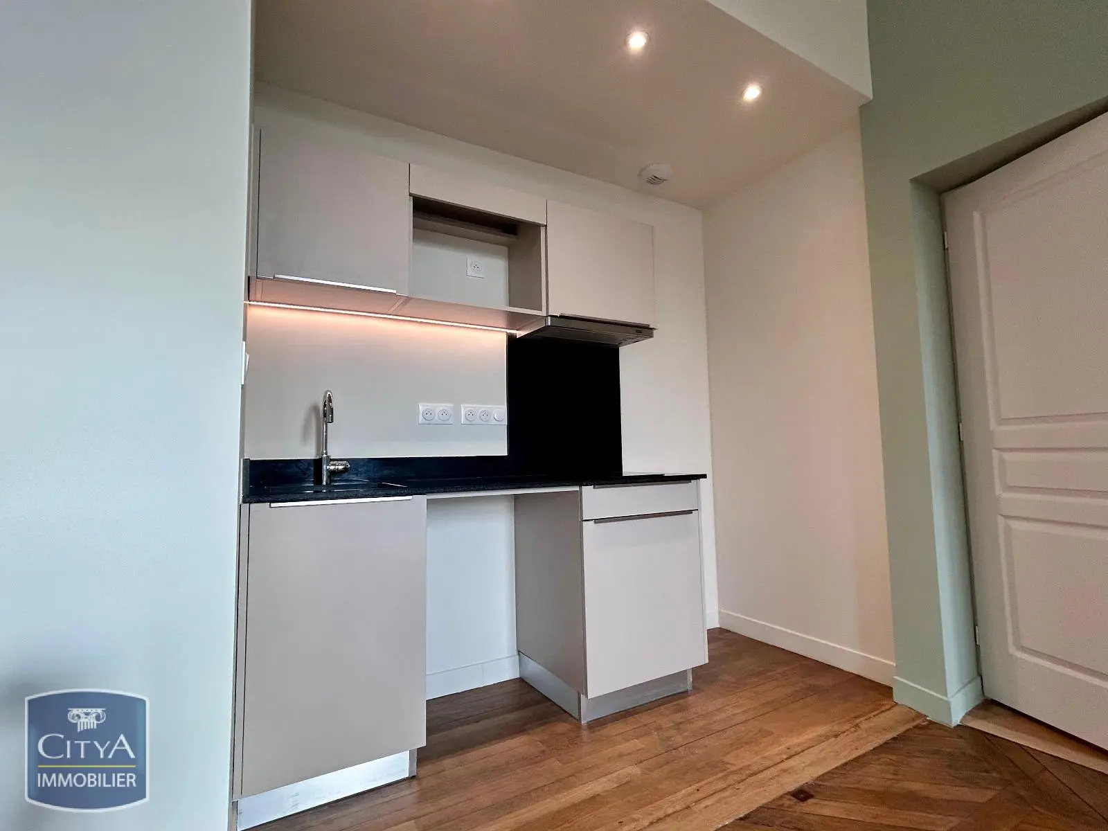 Photo 3 Appartement 1 pièce 34.95m²