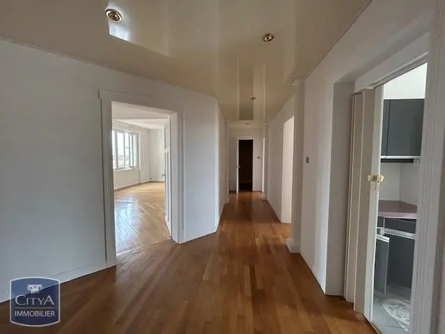 Photo 3 Appartement 5 pièces 141m²