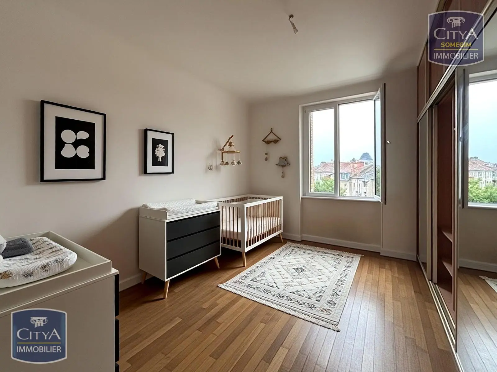 Photo 8 Appartement 5 pièces 141m²