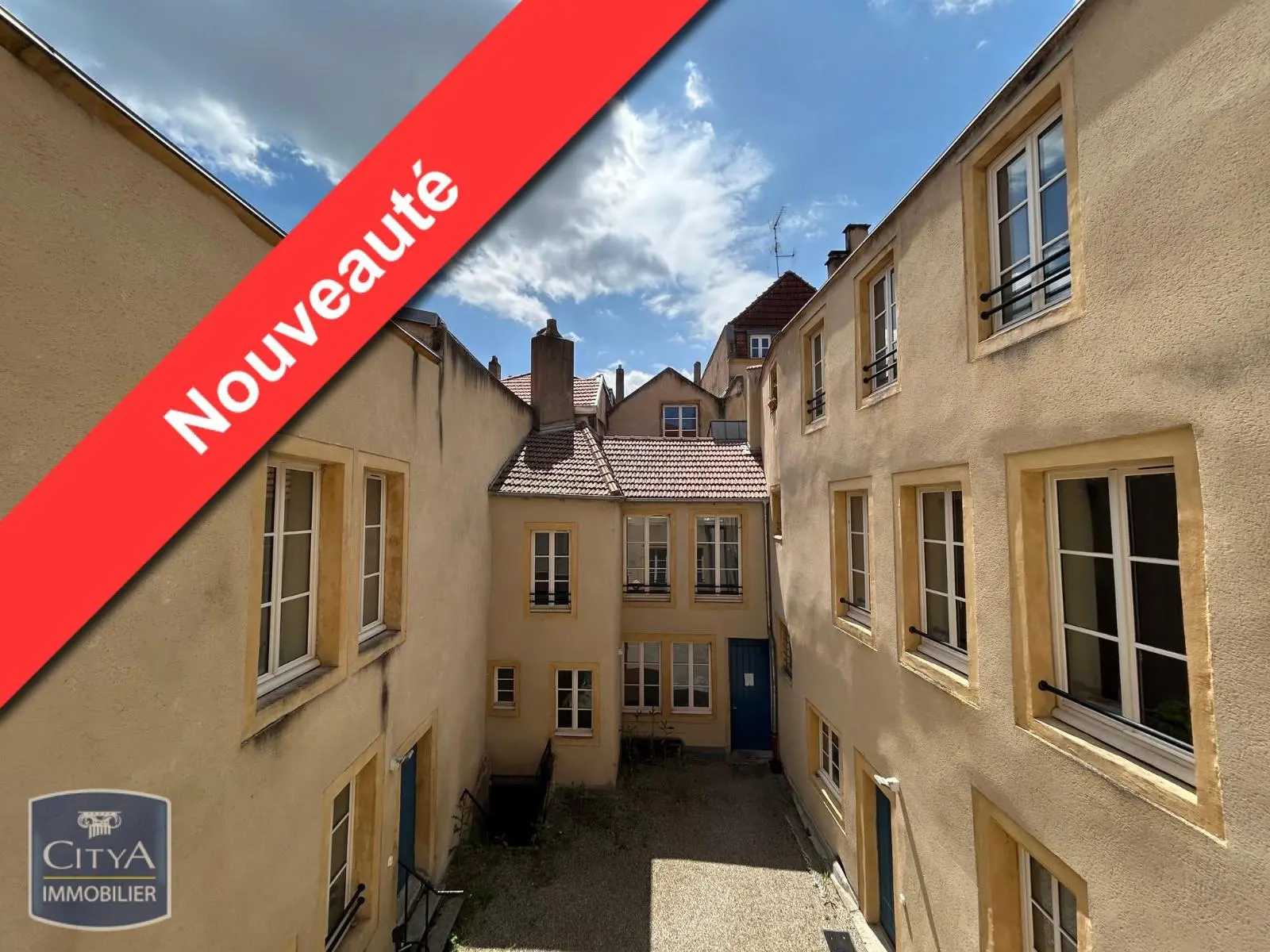 Photo 2 Appartement 1 pièce 30m²