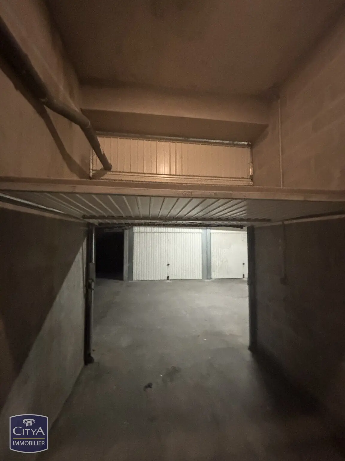Photo 2 Parking 12.93m²