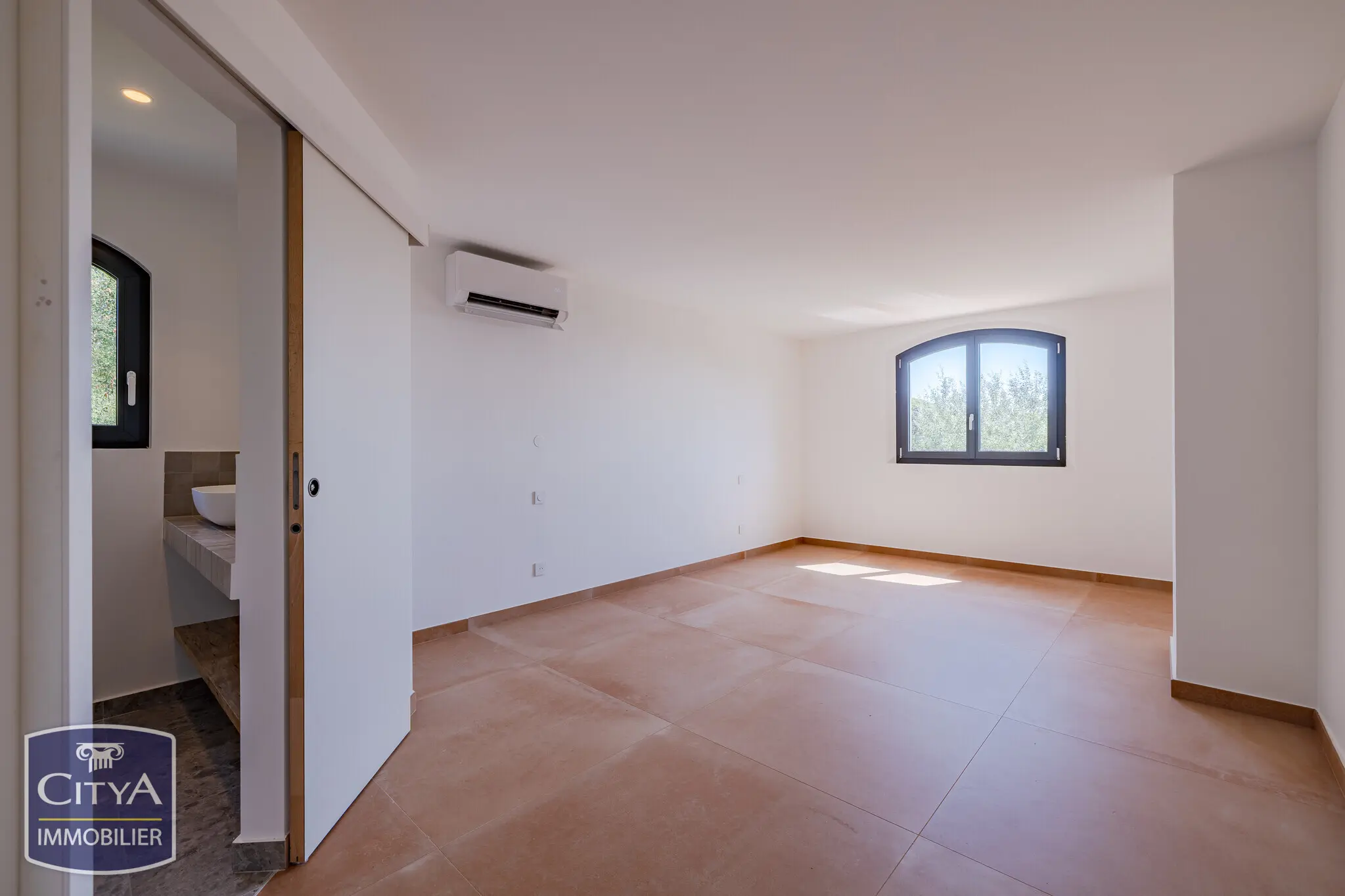 Photo 18 Maison 5 pièces 186.33m²