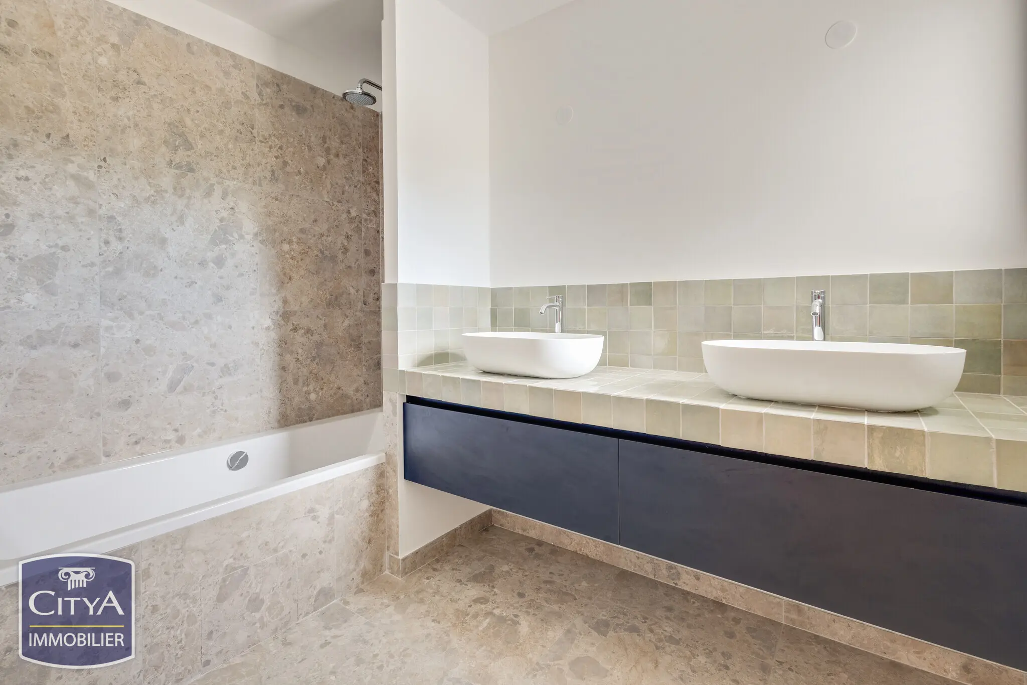 Photo 11 Maison 5 pièces 186.33m²