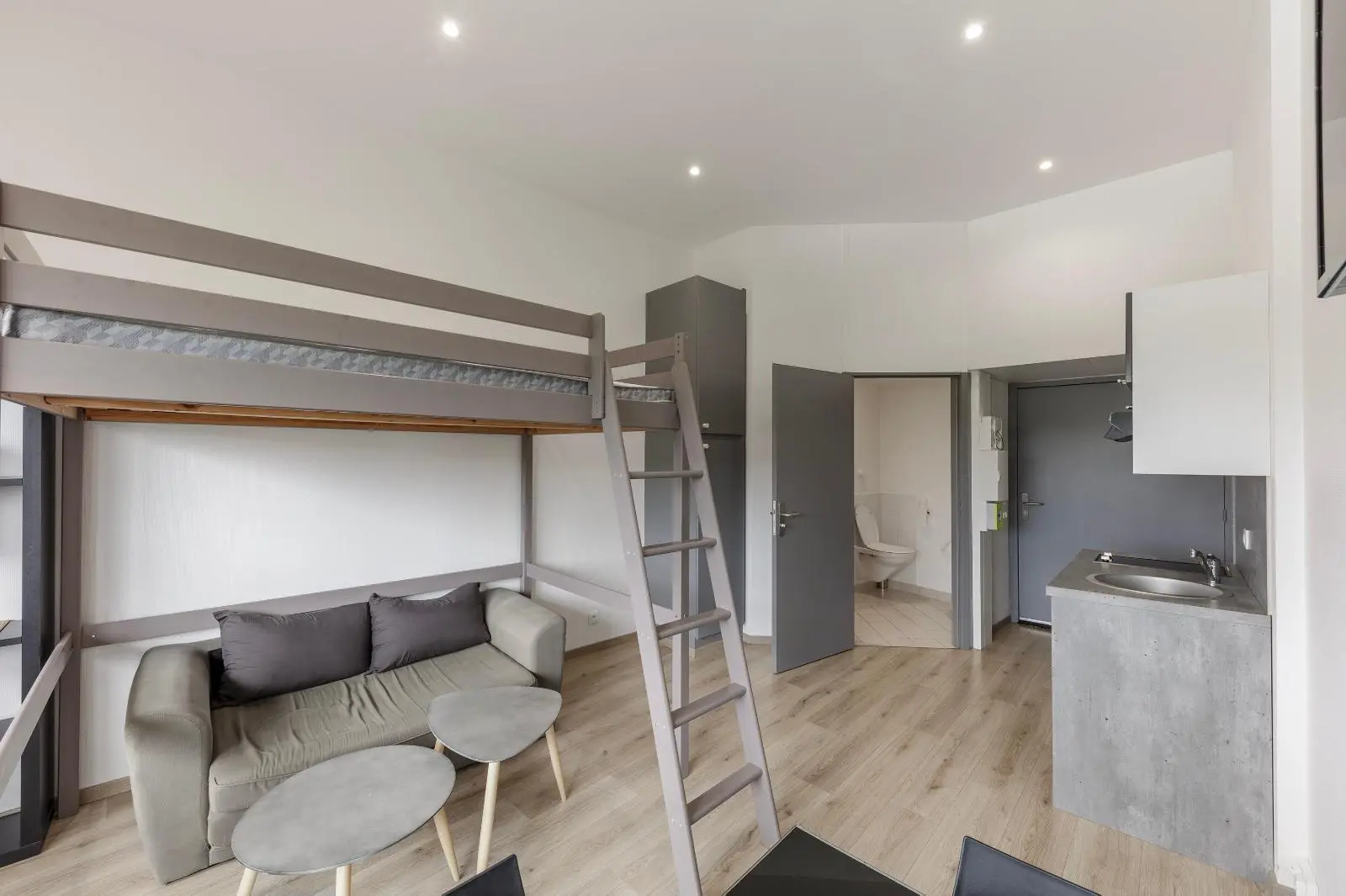 Photo 4 Appartement 1 pièce 19.97m²