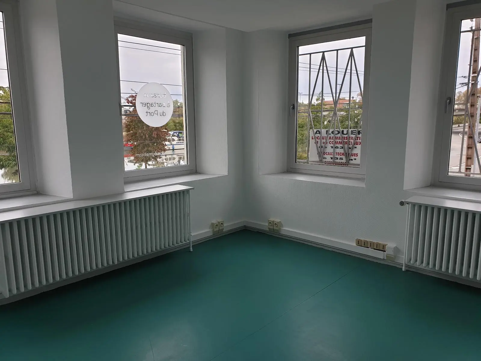 Photo 2 Local Commercial 62.1m²