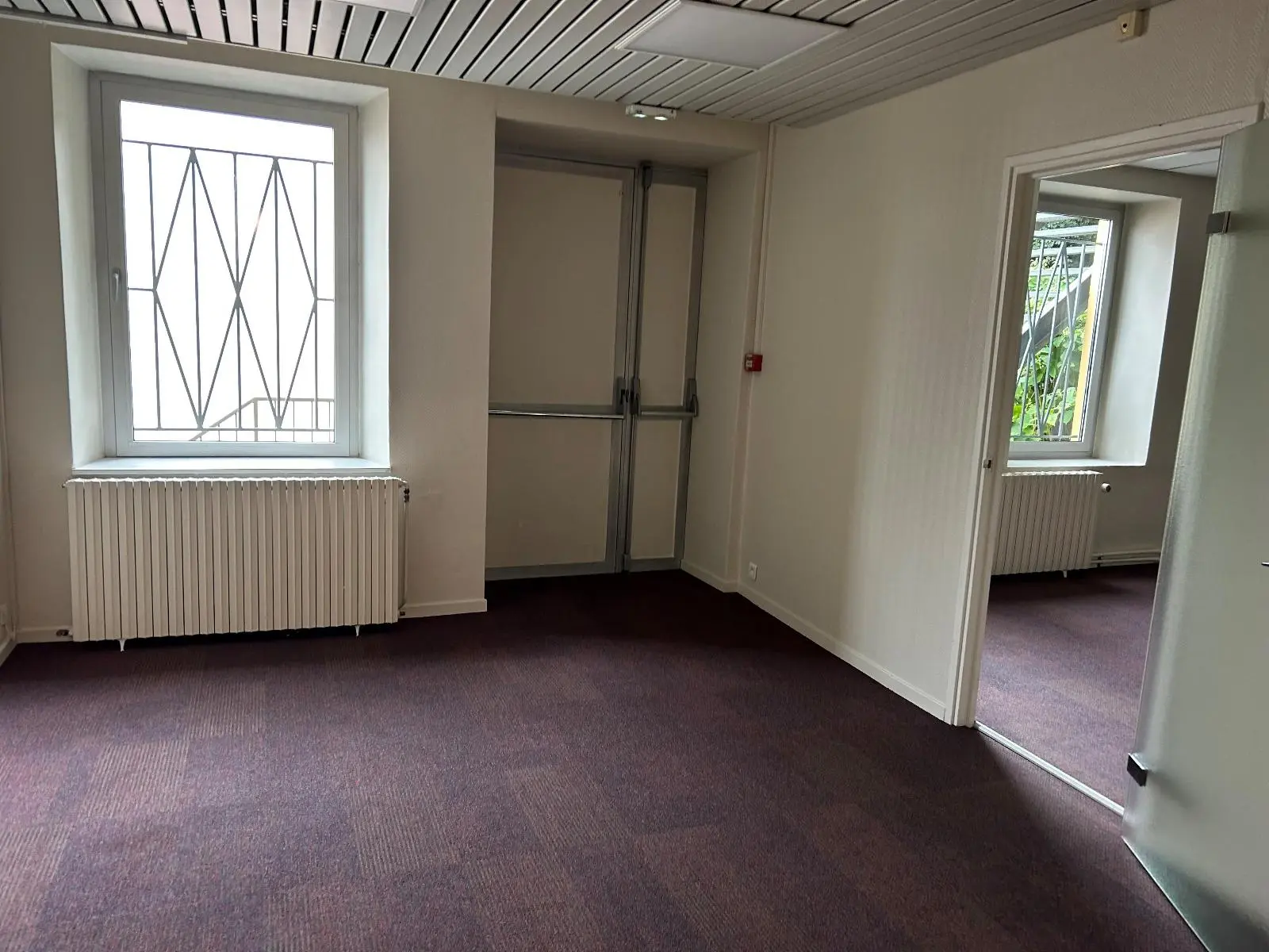 Photo 9 Local Professionnel 4 pièces 250m²