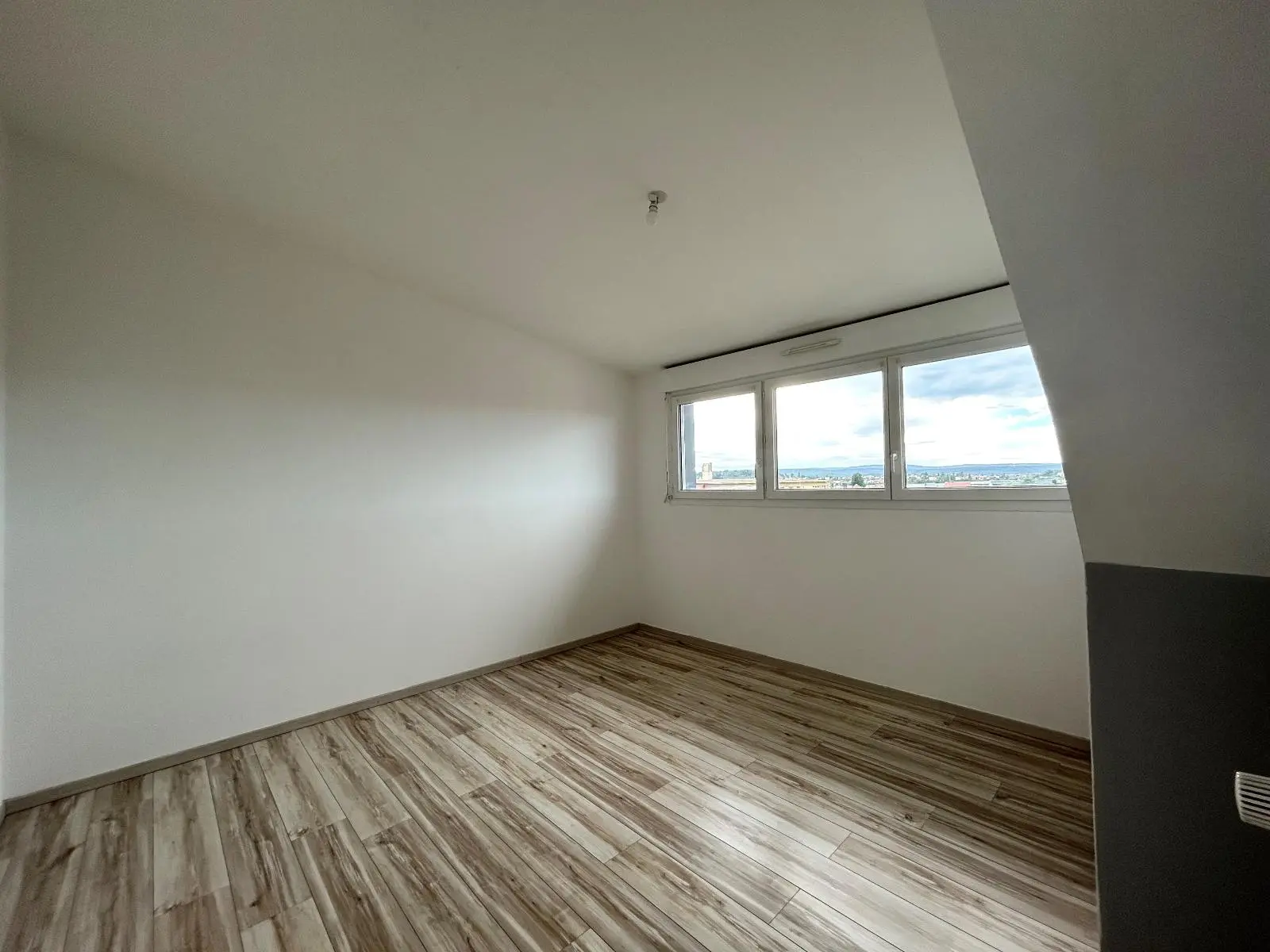 Photo 6 Appartement 5 pièces 85.57m²