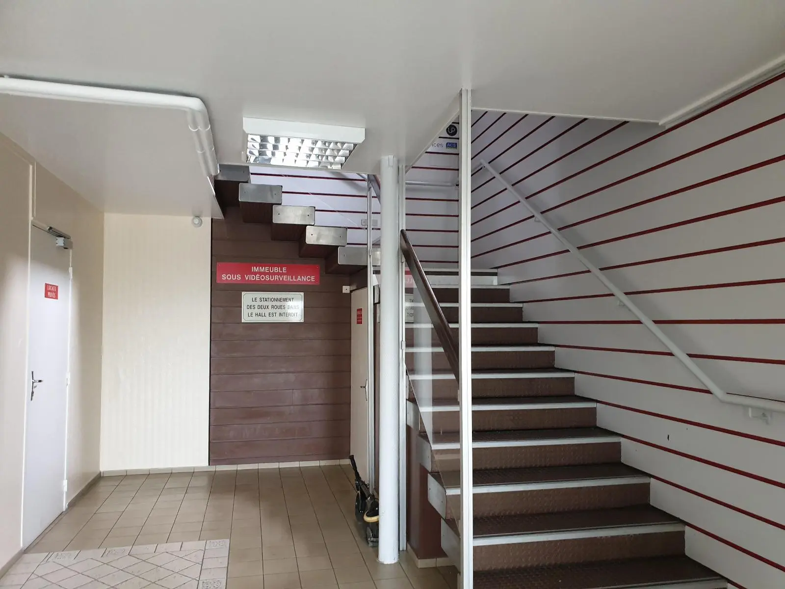 Photo 5 Local Professionnel 4 pièces 62m²