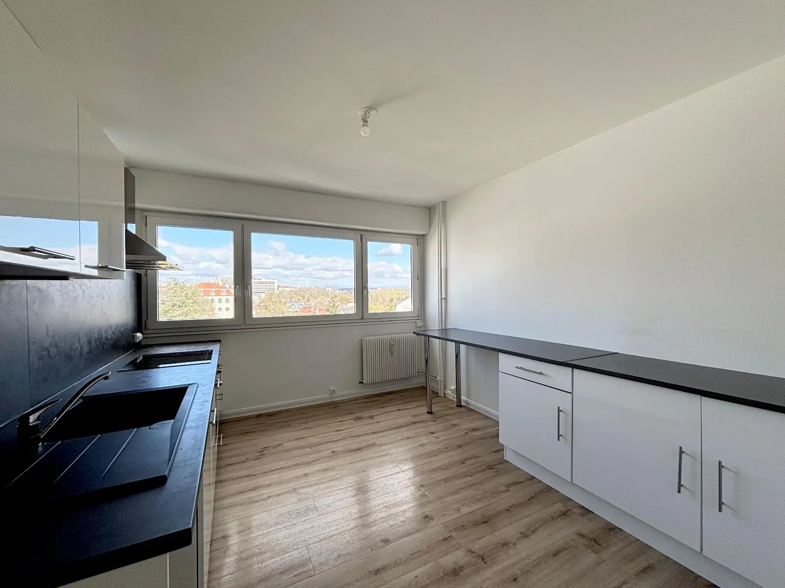 Photo 2 Appartement 5 pièces 94.5m²