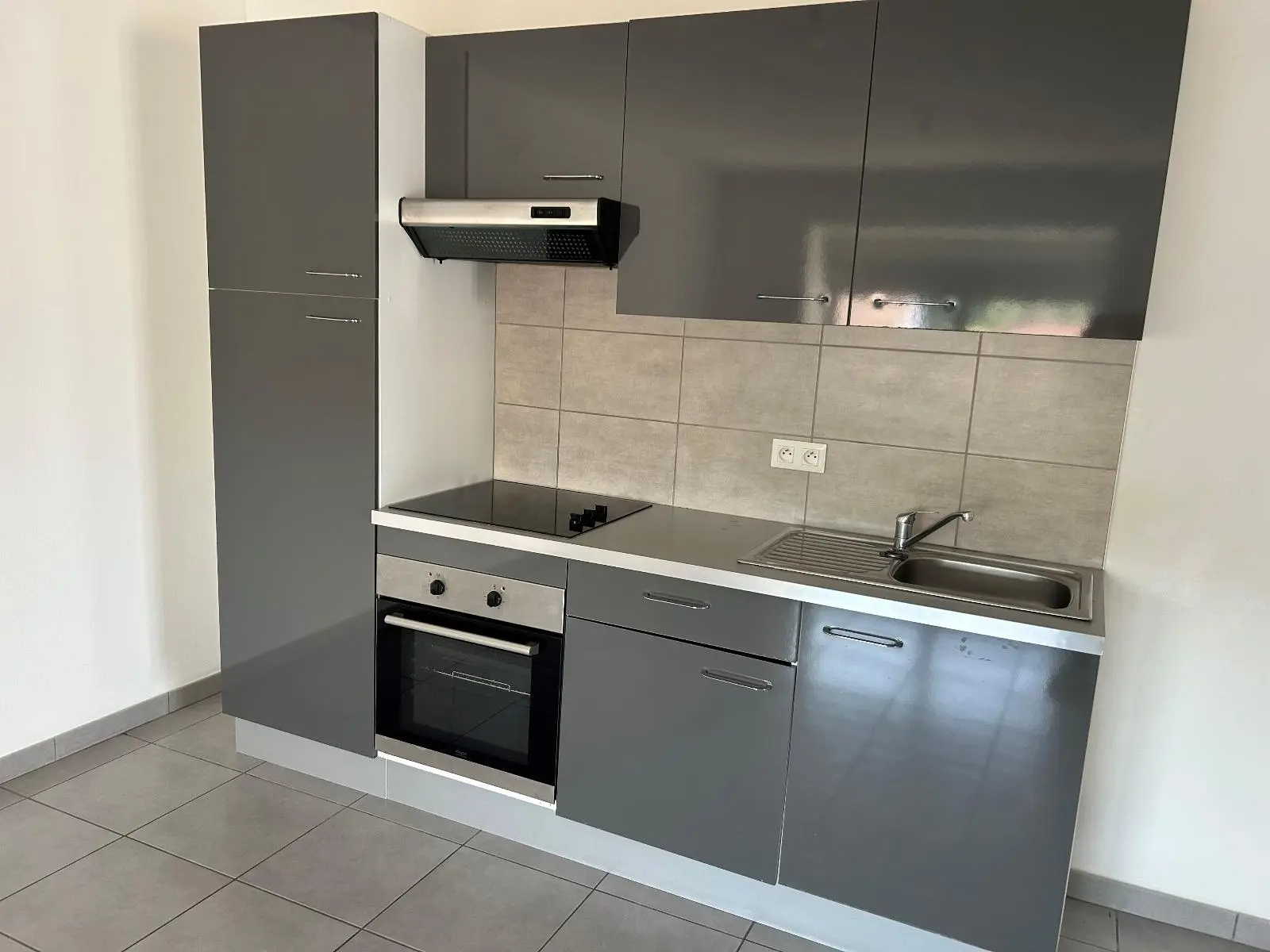 Photo 2 Appartement 5 pièces 99.43m²