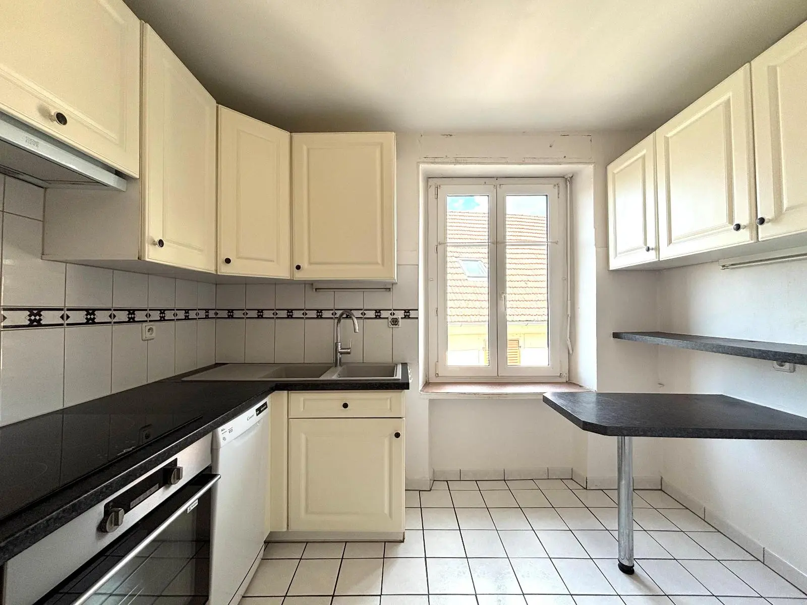 Photo 2 Appartement 4 pièces 94.81m²
