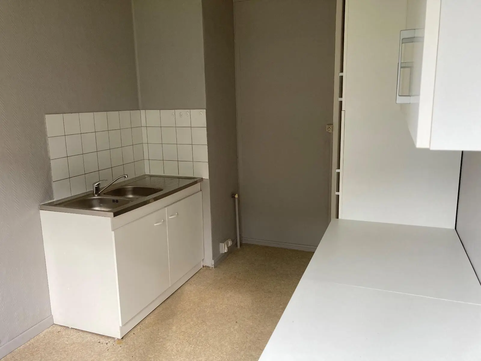 Photo 2 Appartement 4 pièces 75.39m²