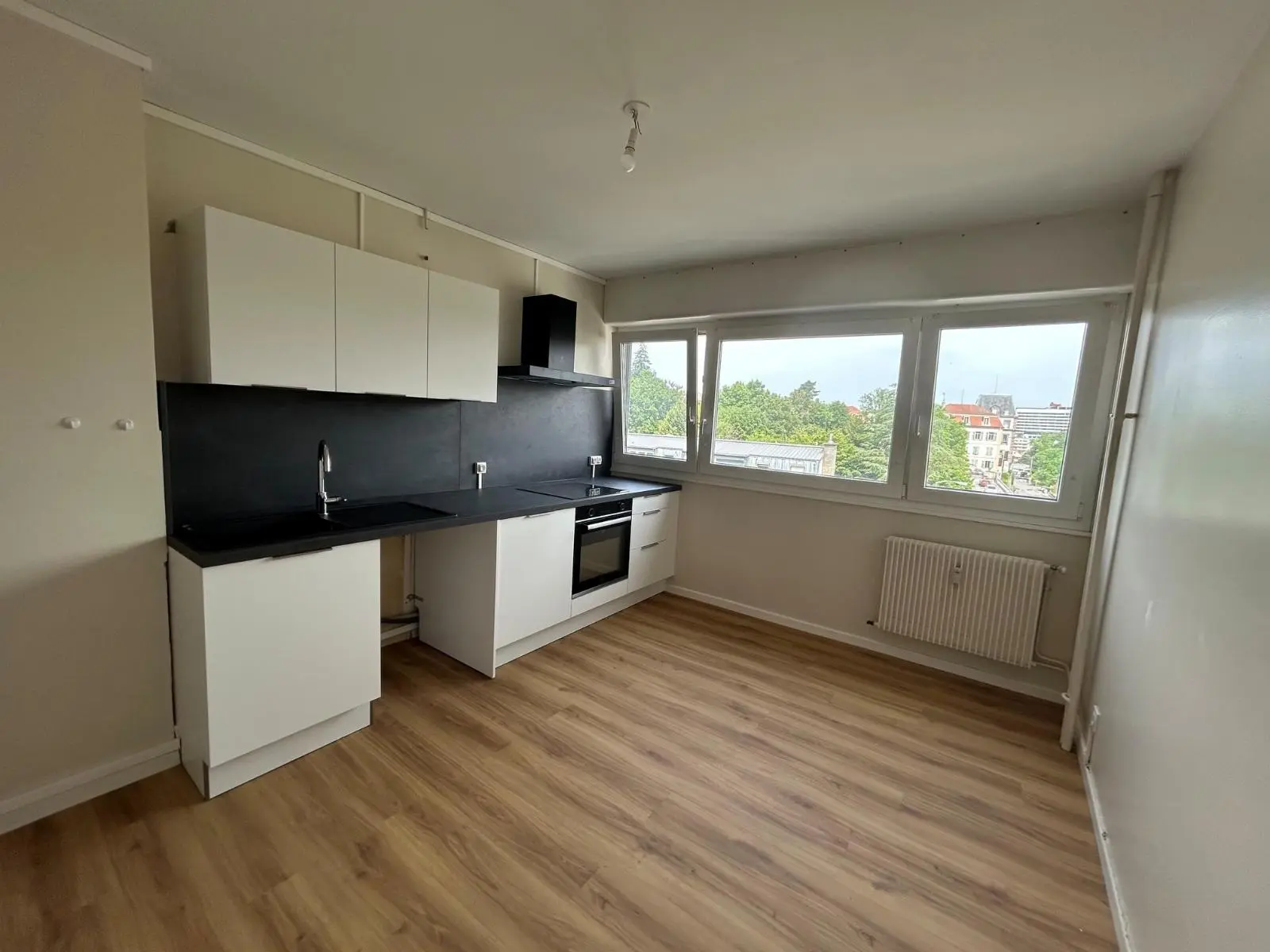 Photo 1 Appartement 5 pièces 94.95m²