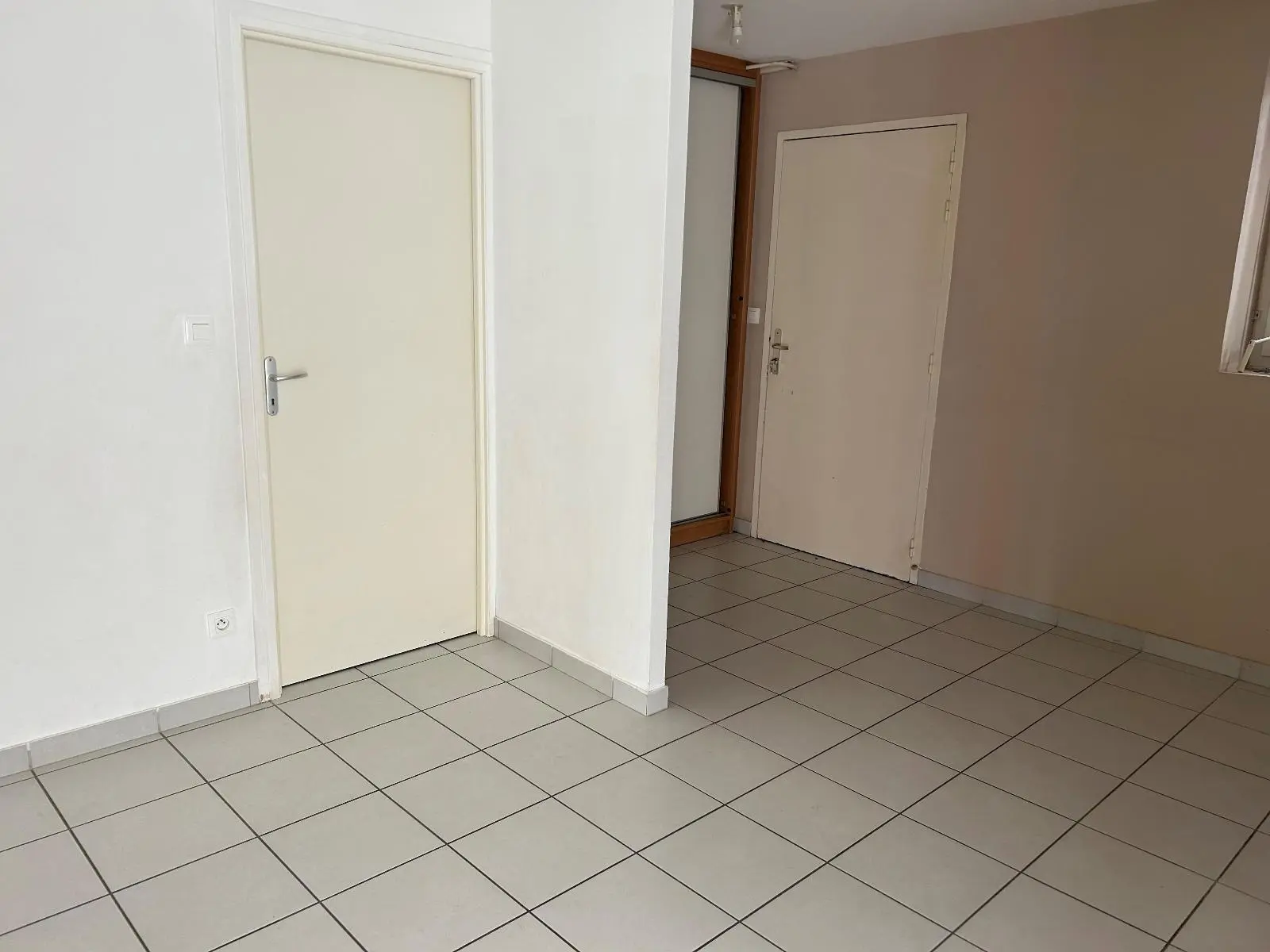 Photo 8 pour Appartement 5 pièces 94m² Photo 8 Appartement 5 pièces 94m²