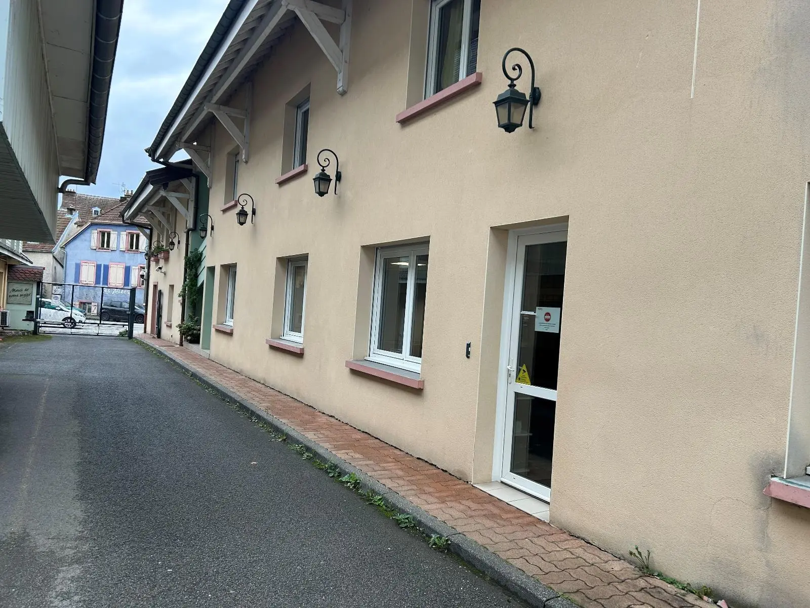 Photo 3 Local Commercial 200m²