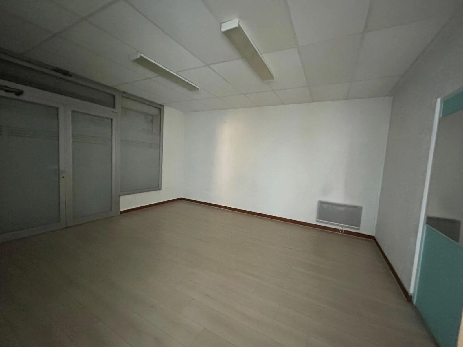 Photo 3 Local Commercial 67.59m²