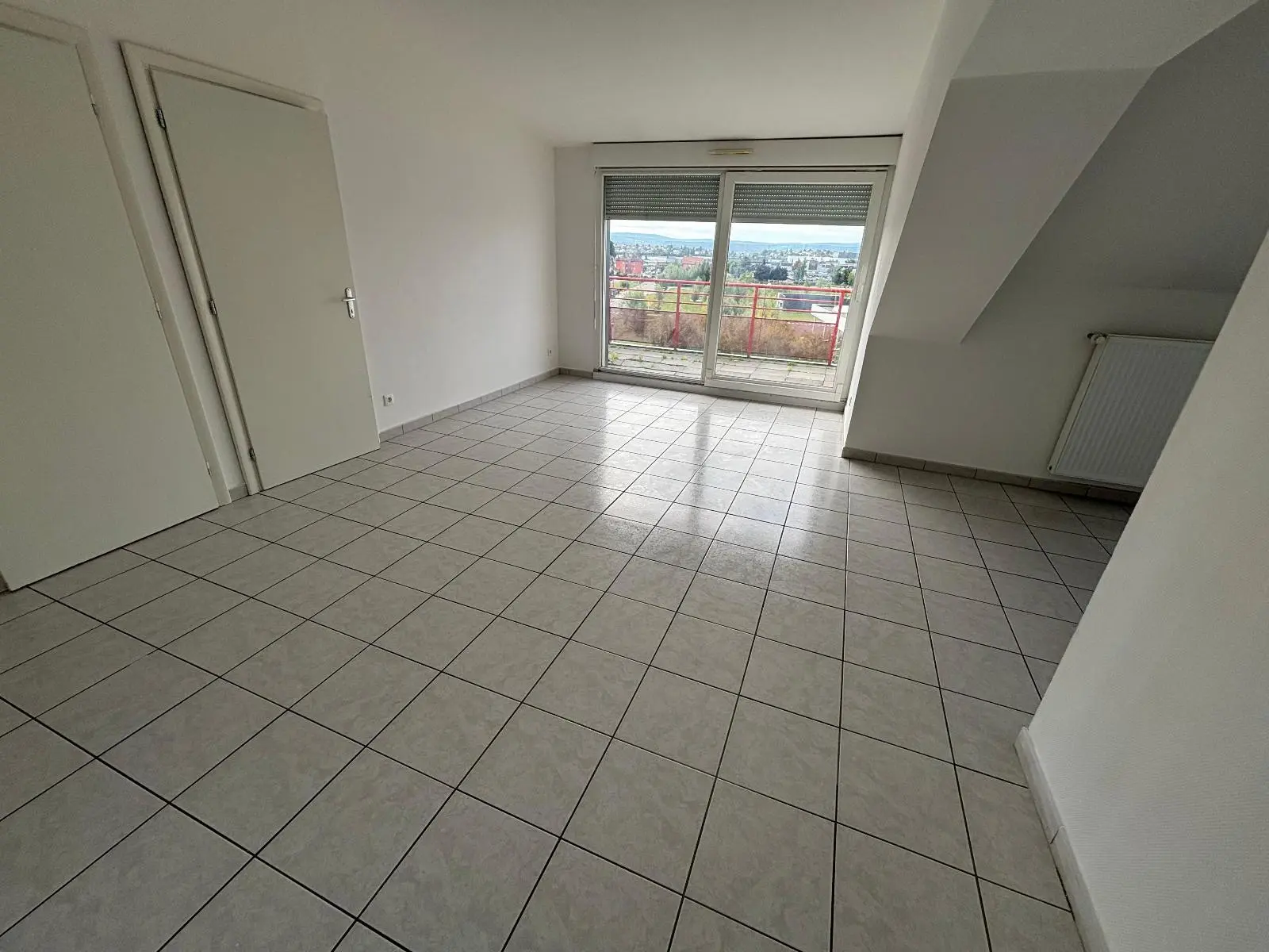 Photo 2 Appartement 4 pièces 85.57m²