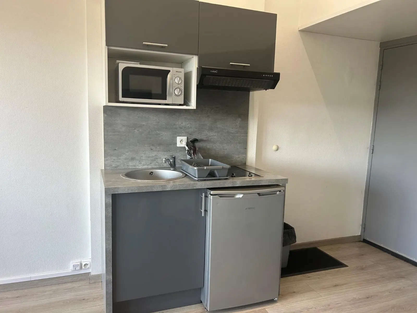 Photo 3 Appartement 1 pièce 22.9m²
