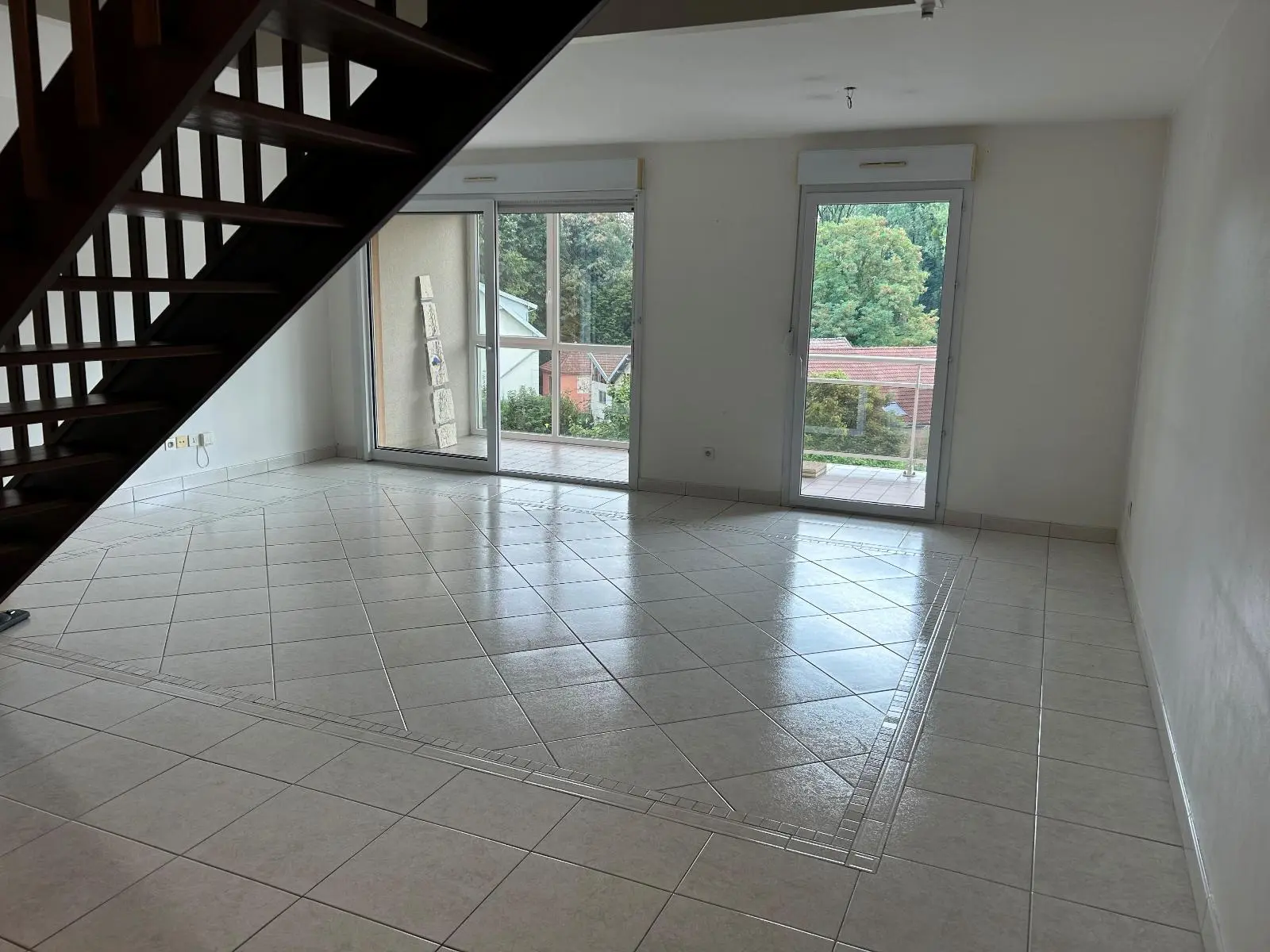 Photo 1 Appartement 5 pièces 119.55m²