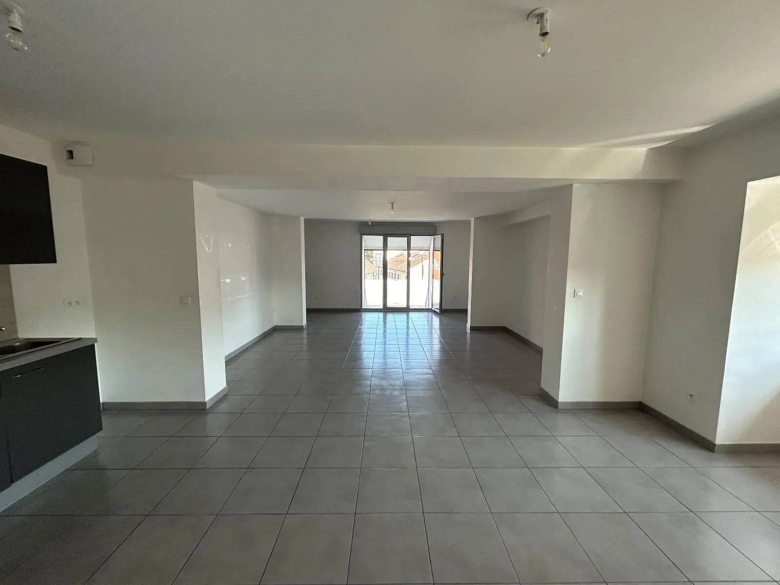 Photo 1 Appartement 5 pièces 99.43m²