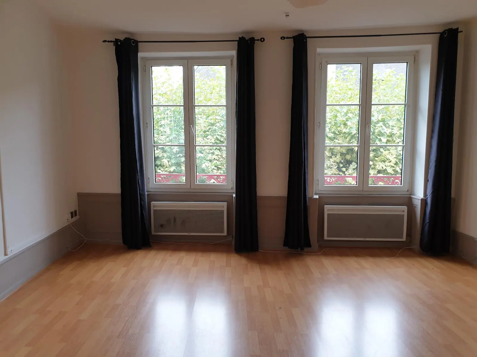 Photo 1 Appartement 1 pièce 33.83m²