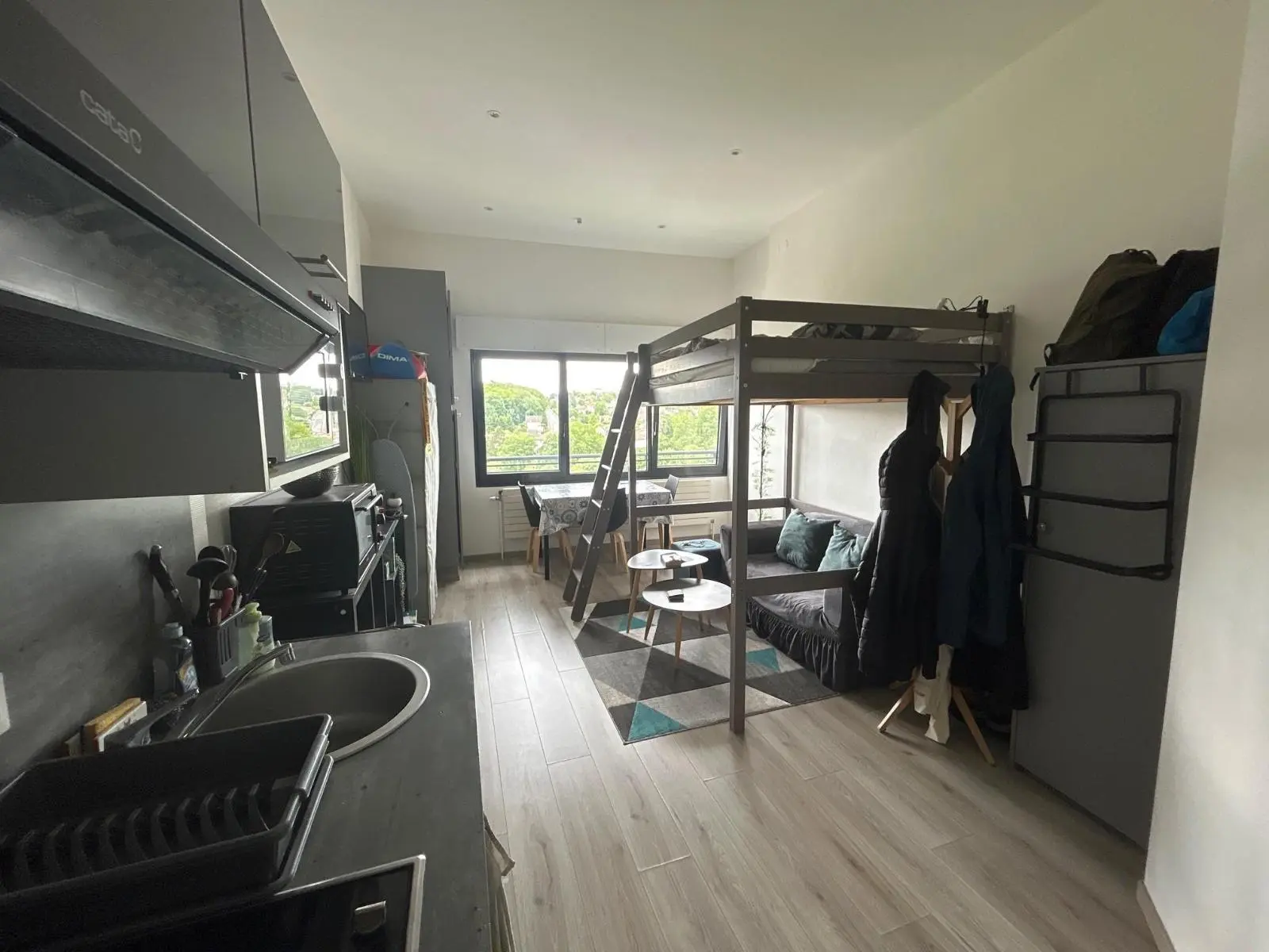 Photo 1 Appartement 1 pièce 21.81m²