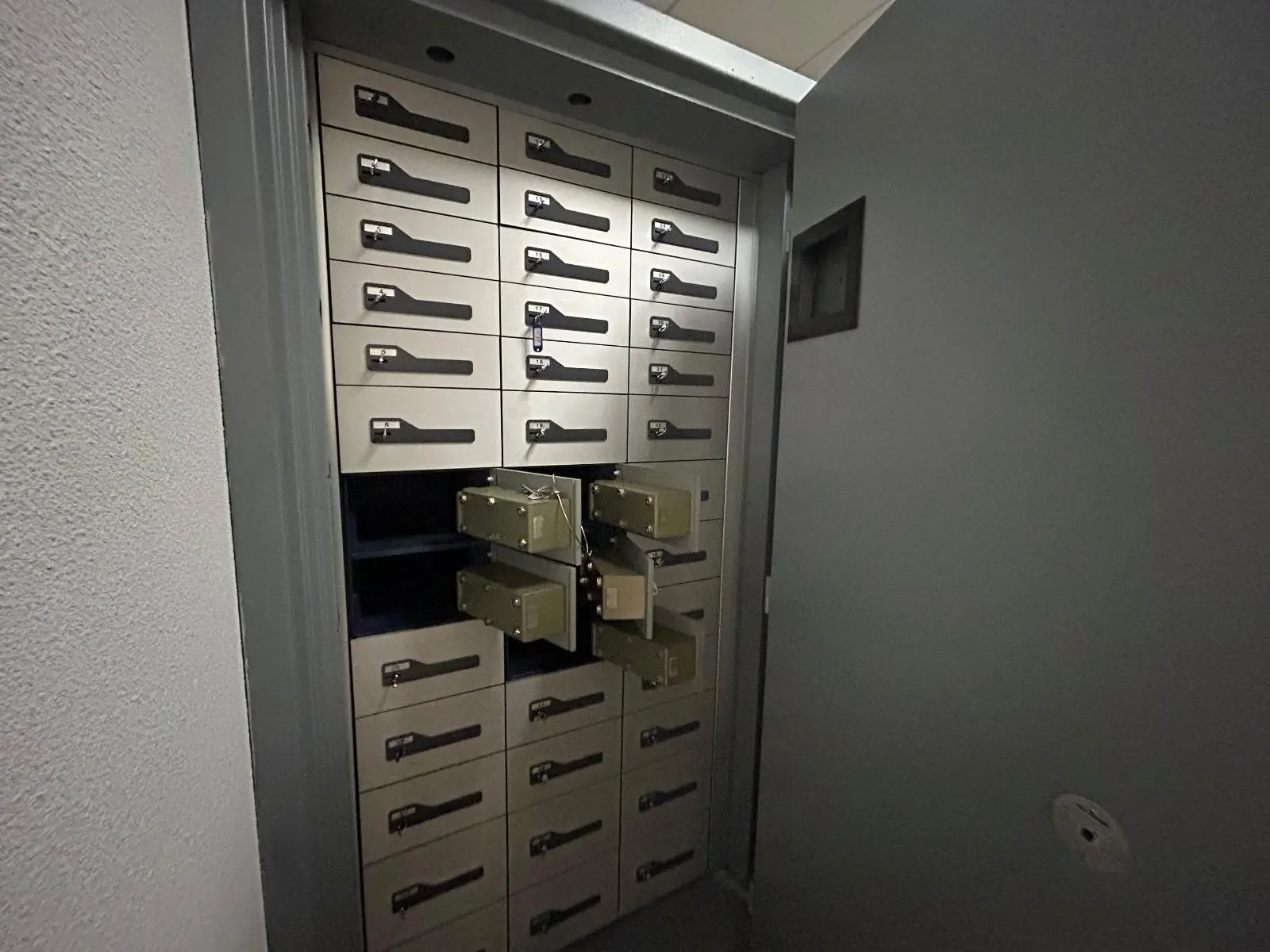 Photo 9 Local Commercial 219m²