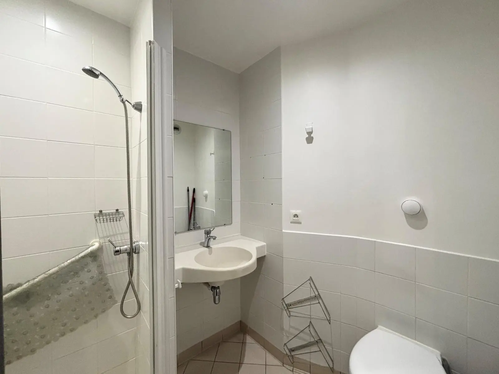 Photo 3 Appartement 1 pièce 21.81m²