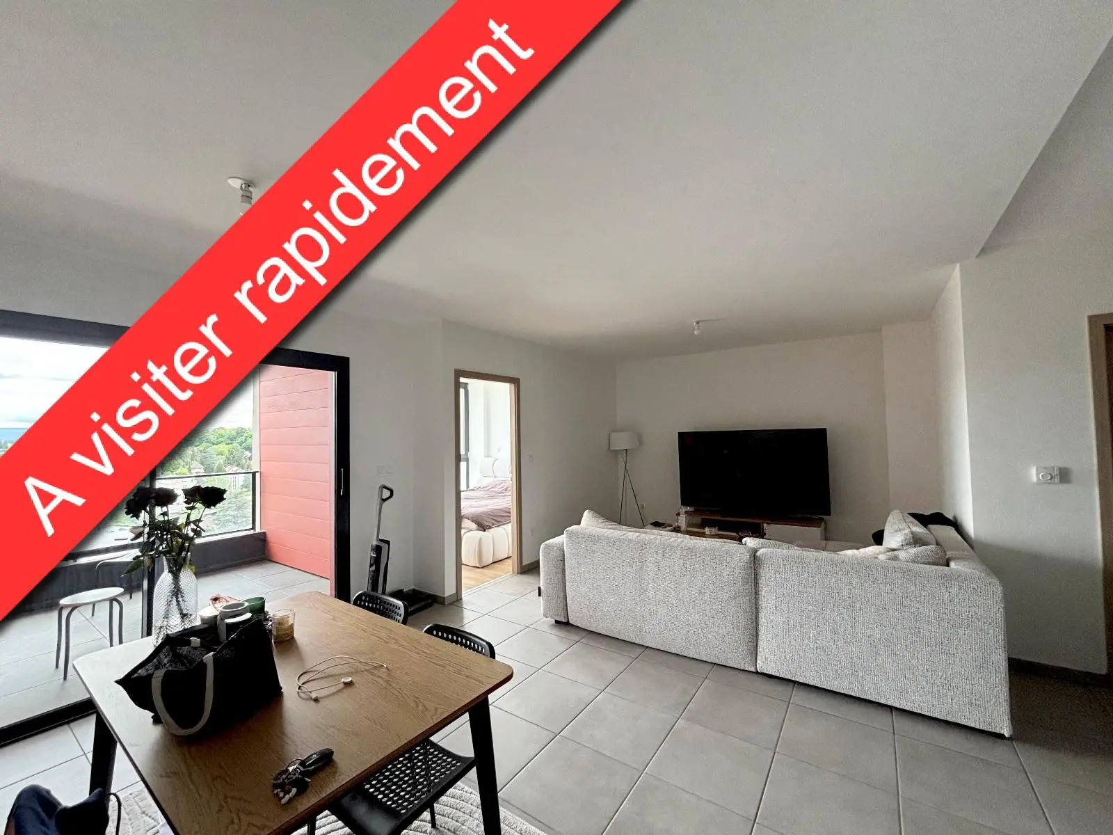 Photo 1 Appartement 5 pièces 85.57m²