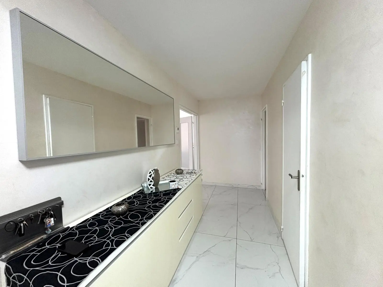 Photo 3 Appartement 5 pièces 106.47m²