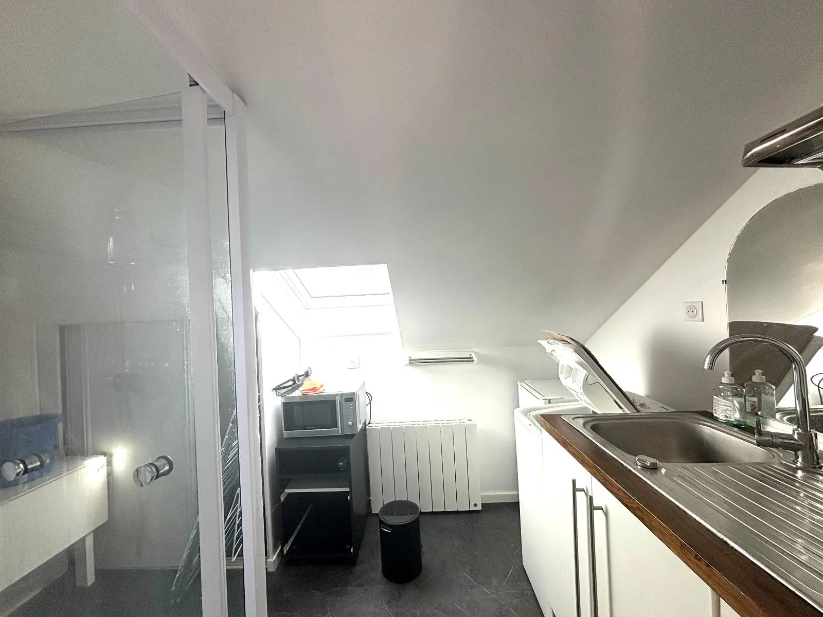 Photo 5 Appartement 1 pièce 15.72m²