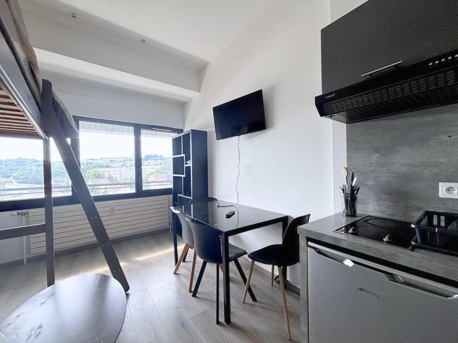 Photo 2 Appartement 1 pièce 18.47m²