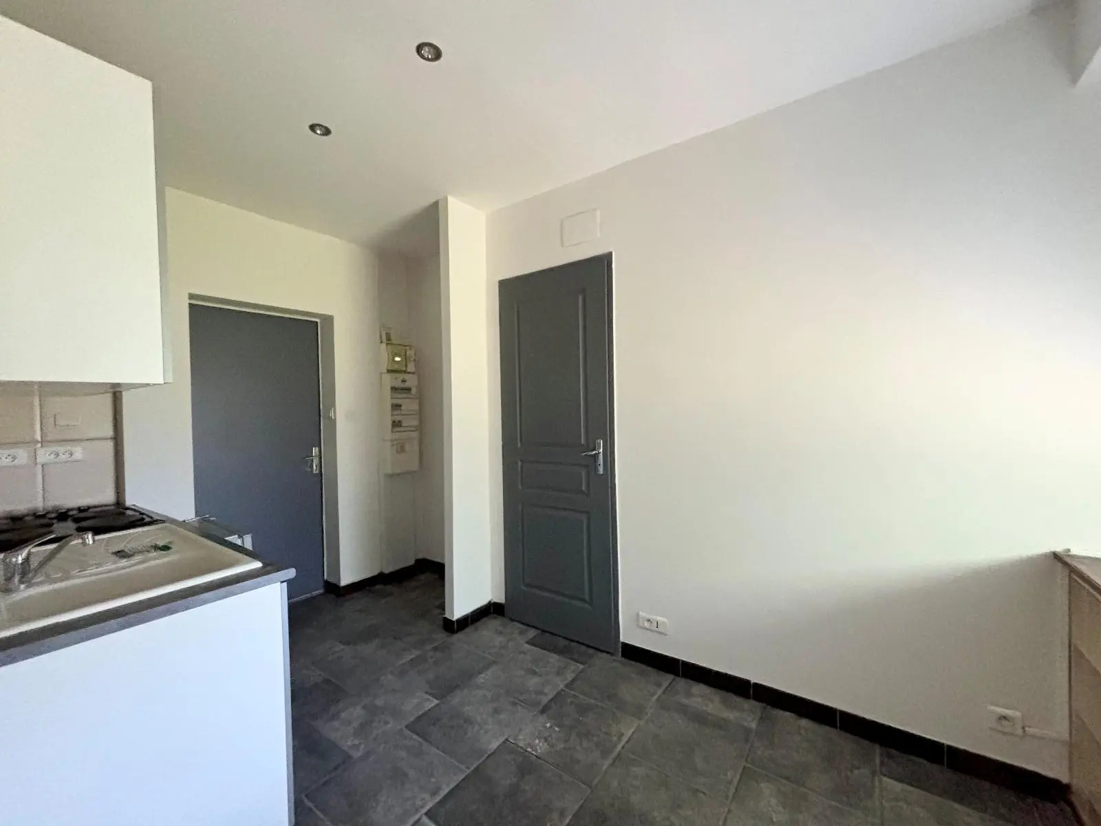 Photo 4 Appartement 1 pièce 22.17m²