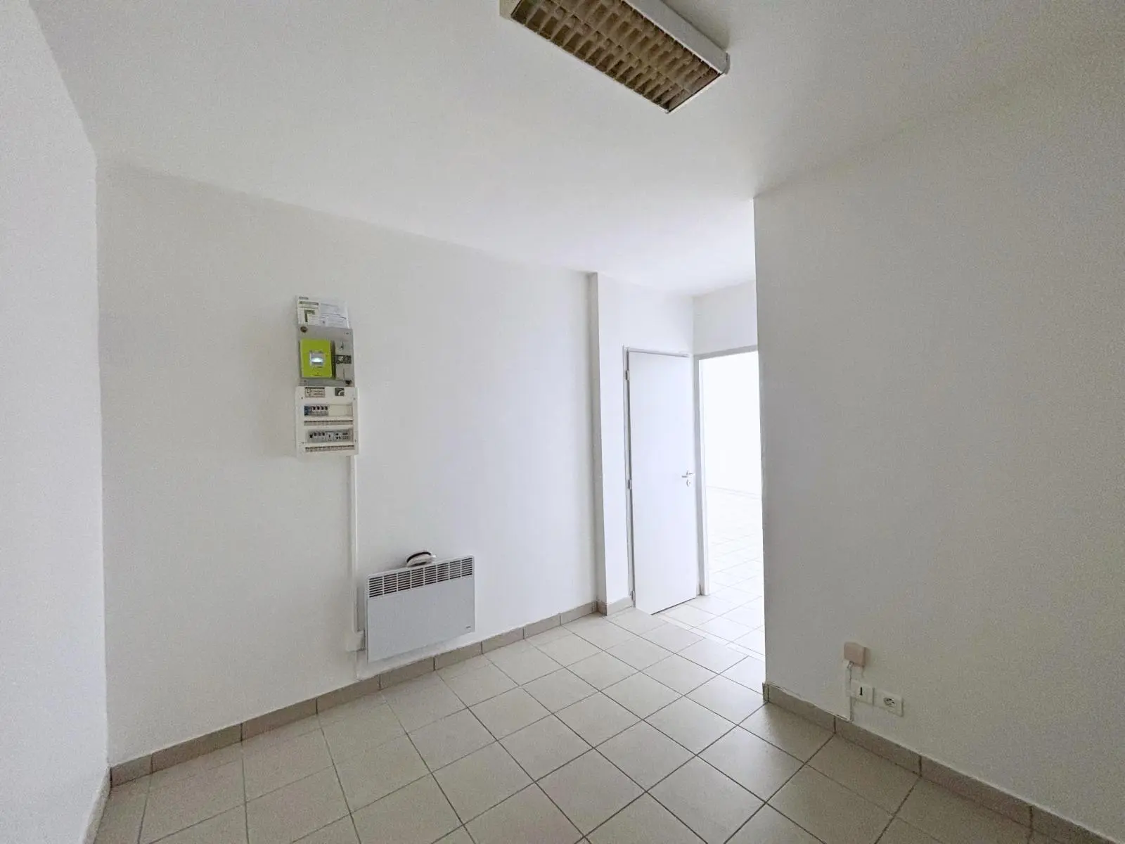 Photo 3 Local Commercial 65.08m²